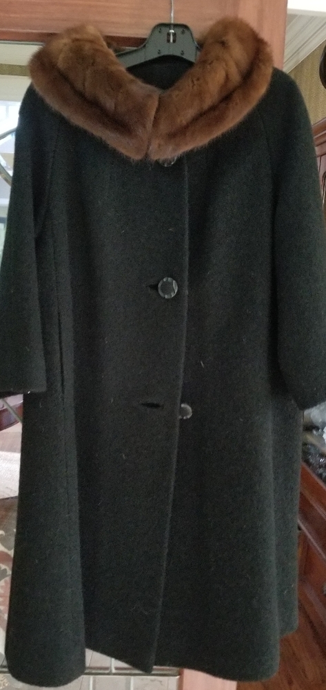 FABULOUS VINTAGE 1950'swool and mink coat sz lg/xl